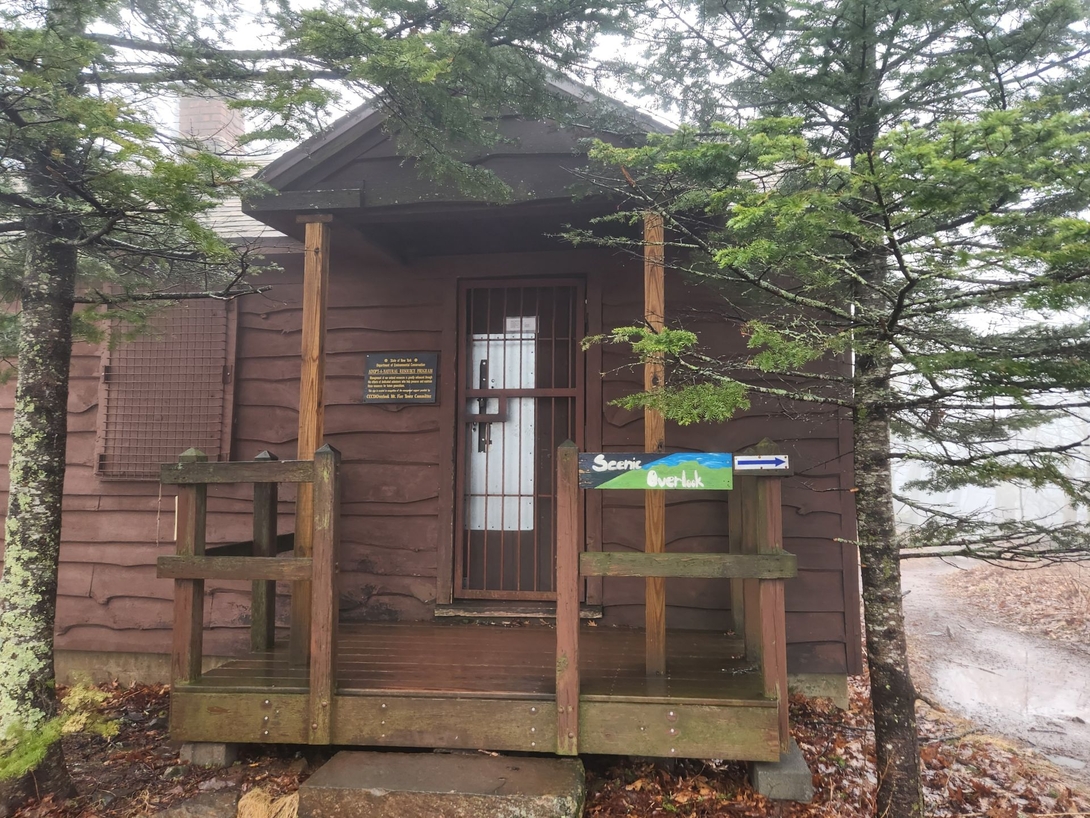 cabin closeup